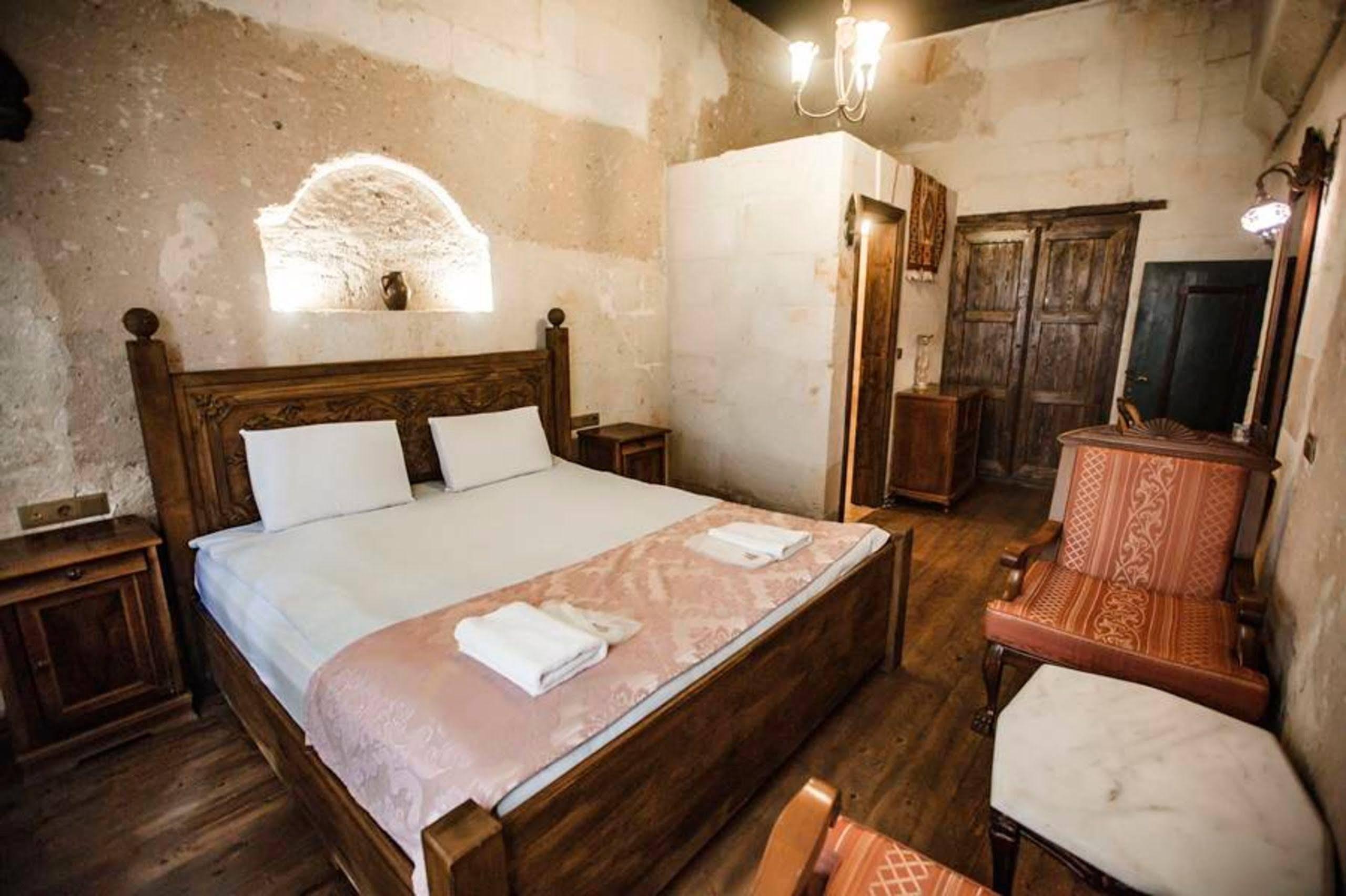 Kardesler Cave Hotel Ургуп Экстерьер фото