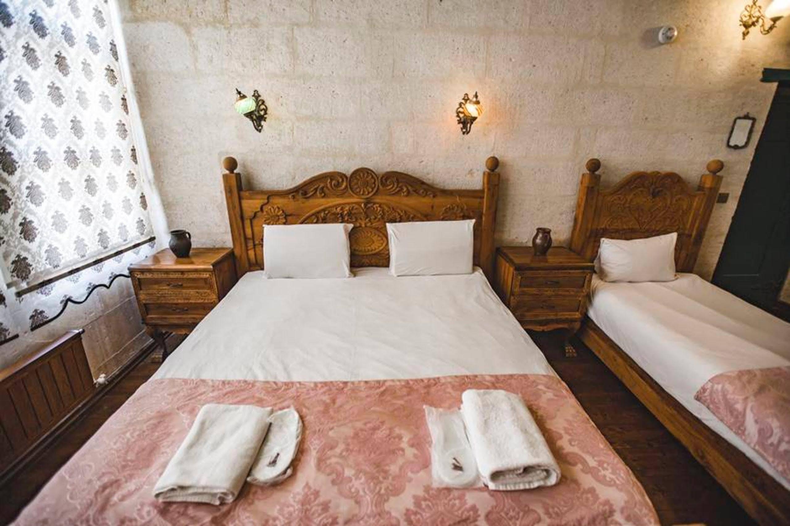 Kardesler Cave Hotel Ургуп Экстерьер фото